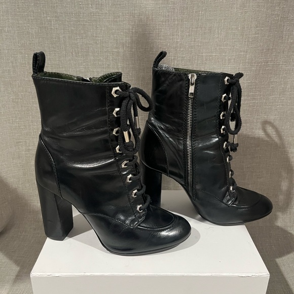 KURT GEIGER LONDON Laced and zippered ankle boots in black, size 39. - Picture 5 of 15